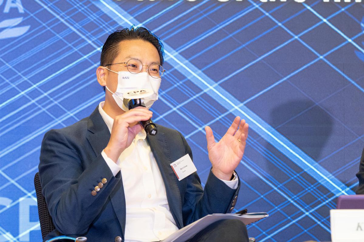 Thriving amidst change Thriving amidst change